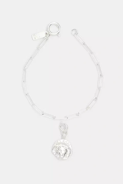 Deux Lions Jewelry Medusa Charm On Cairo Link Bracelet In White