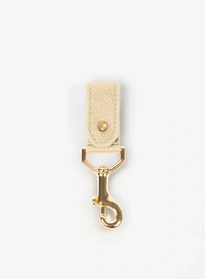 Deux Mains Key Chain In Brown