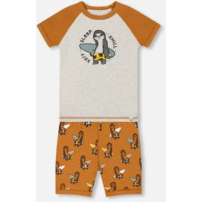 Deux Par Deux Kids'  Boy's Organic Cotton Two-piece Short Pajama Set Sloths On Tan And Mottled Background