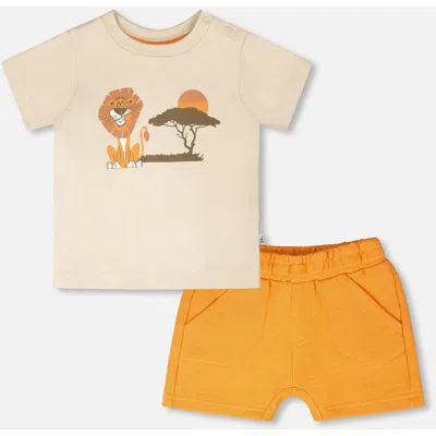 Deux Par Deux Babies'  Organic Cotton Lion And Savanna Short Sleeve T-shirt And Short Set In Yellow