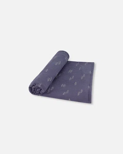 DEUX PAR DEUX PRINTED MUSLIN BLANKET NAVY BLUE PAPER BOATS