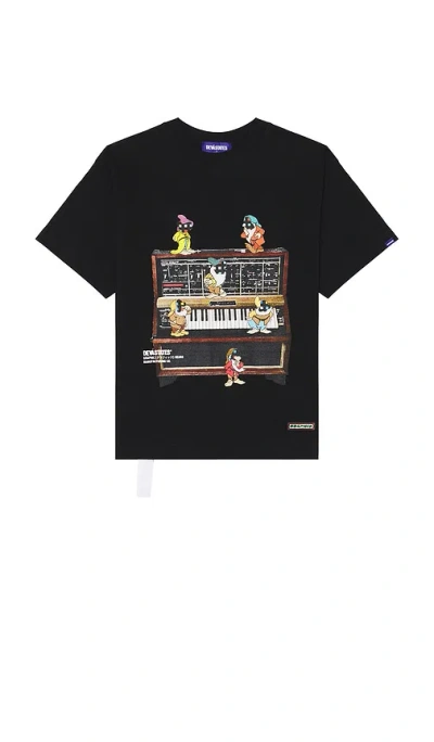 Deva States Synthesis Tee In 黑色