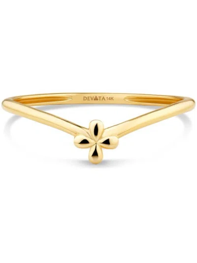 Devata Clover On Chevron Ring In Gold