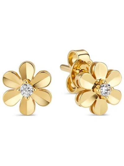 Devata Daisy Flower Stud Earrings In Gold