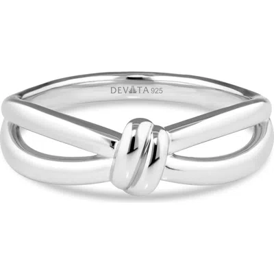 Devata Love Knot Ring In Metallic