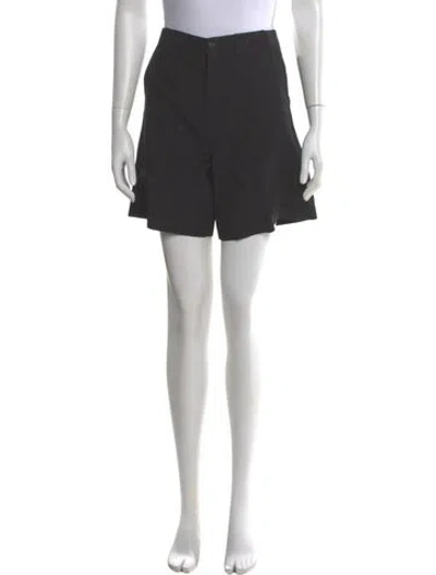 Pre-owned Deveaux Knee-length Shorts In Gray