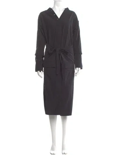 Pre-owned Deveaux Midi Length Dress In Gray