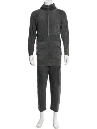 Pre-owned Deveaux Suede Lounge Set In Gray