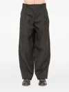 Devoa Pleated Trousers In Gray