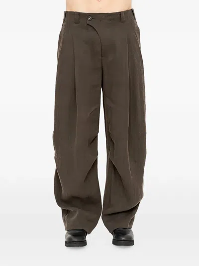 Devoa Pleated Wide-leg Trousers In Brown