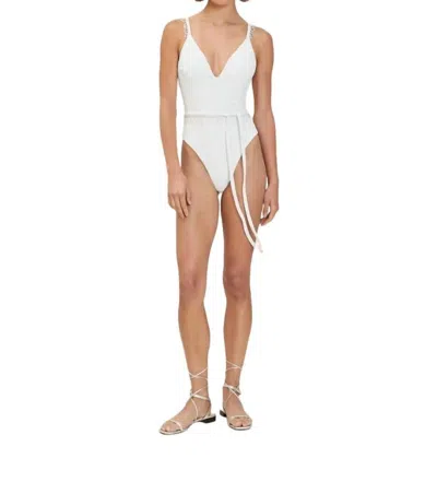 Devon Windsor Dakota Full Piece In Pearl In White