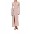 Devon Windsor Elliott Robe In Rosette In Pink