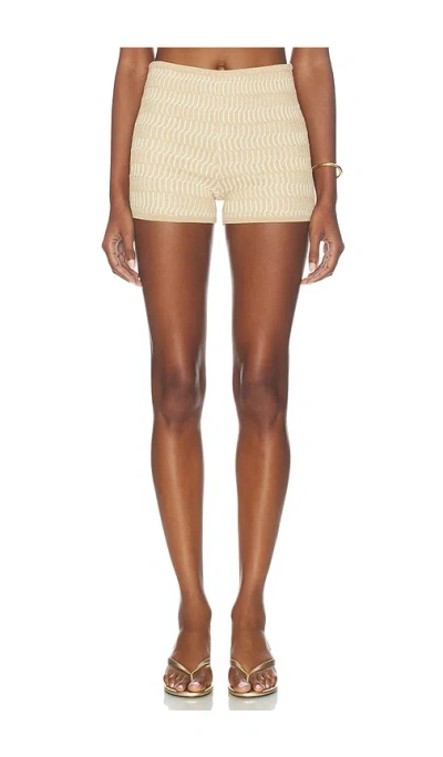 DEVON WINDSOR GRAZIA SHORT