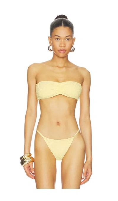 Devon Windsor Navi Top In Yellow