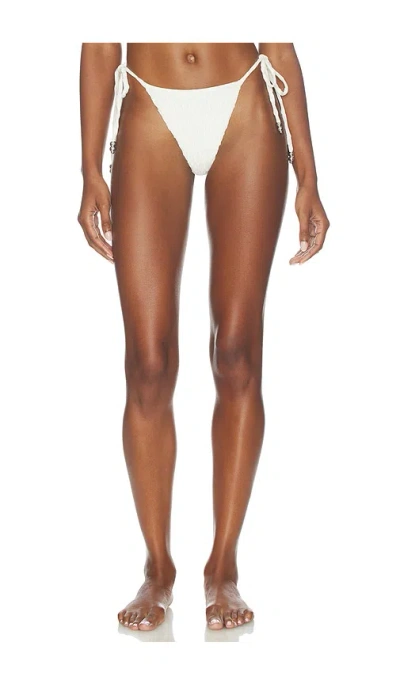 Devon Windsor Rosalee Bottom In White