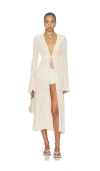 Devon Windsor Sienna Robe In White