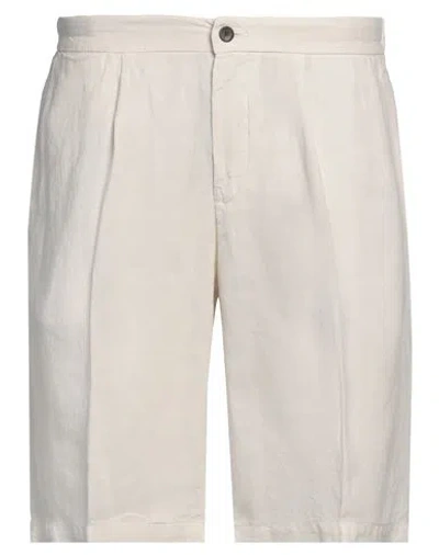 Devore Incipit Man Shorts & Bermuda Shorts Cream Size 40 Linen In White