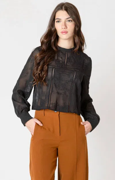 Dex Embroidered Lace Top In Black