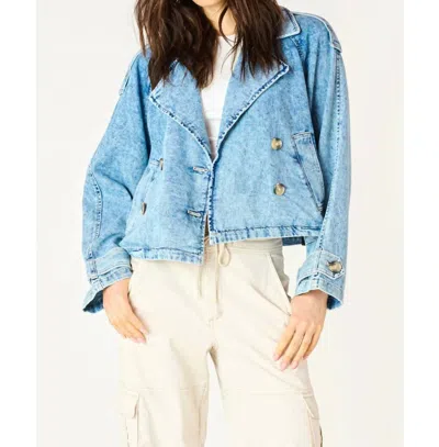 Dex Loose Denim Jacket In Washed Light Blue