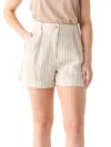 Dex Striped Shorts In Cream In White