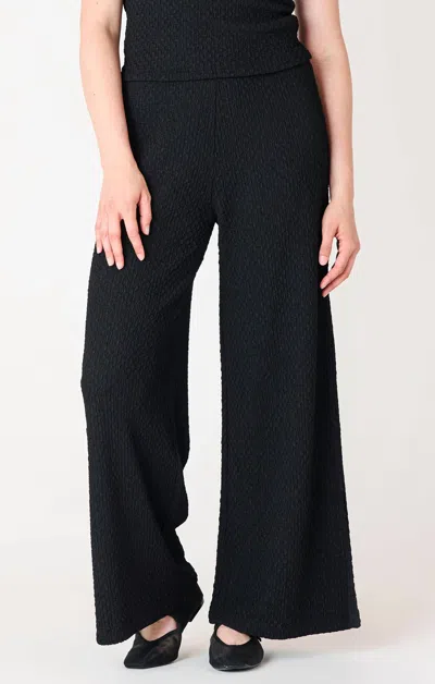 Dex Textured Wide Leg Pant In Black