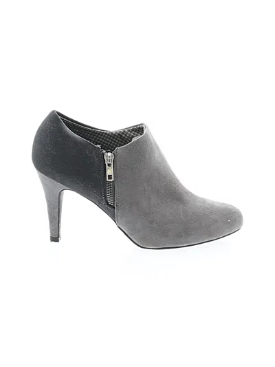Pre-owned Dexflex Heels In Gray