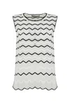 D Exterior Two-tone Lace Top In Multi