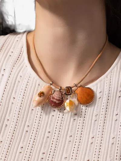 Dezso Clam Shell Pendant In Multi