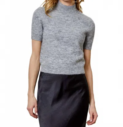 Dh New York Short Sleeve Mock Neck Sweater In Heather Grey In Gray