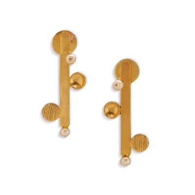 Dhwani Bansal Women's Gold Vara Mini Earrings With Freshwater Pearls
