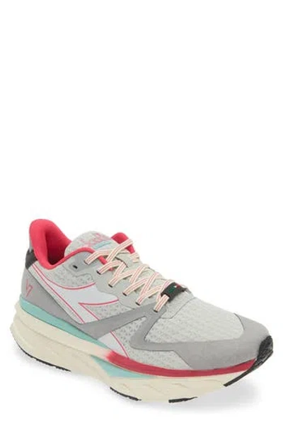 Diadora Atomo V7000 Running Shoe In Silver/white/rubine Red
