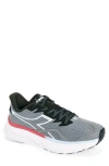 Diadora Equipe Nucleo Running Shoe In Steel Gray/white/black
