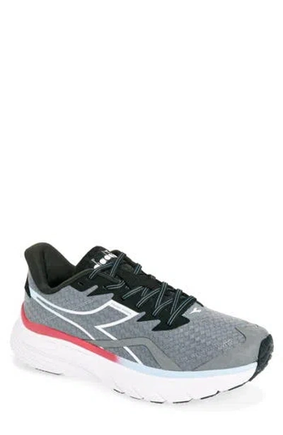 Diadora Equipe Nucleo Running Shoe In Steel Gray/white/black