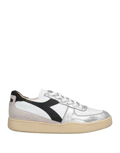 Diadora Sneakers In White