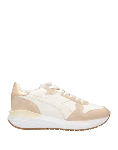 Diadora Sneakers In Beige