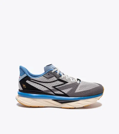 Diadora Men's Atomo V7000-2 Sneaker In Silver Black Pacific In Multi