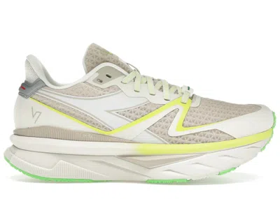 Pre-owned Diadora Men's  Atomo V7000 Green Sneakers In Whisper In Smoke Grey/white/whisper White