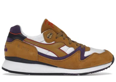 Pre-owned Diadora Men's  V7000 Patta 90s Sneakers In Honey Mustard