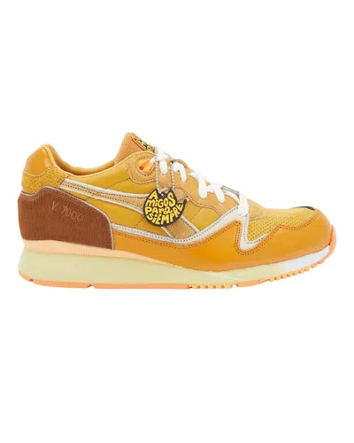 Pre-owned Diadora Shoes V7000 Limited Edition Trainers Leather Yellow