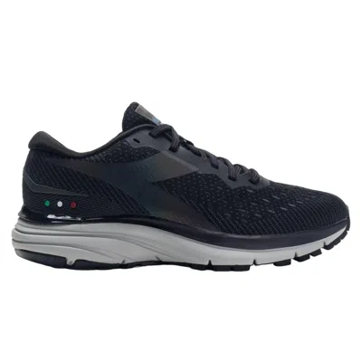 Diadora Women's Mythos Blushield Hip 6 Running Shoes In Black/silver