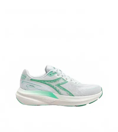 Diadora Women's Mythos Blushield Vigore V Running Shoes In White / Cabbage