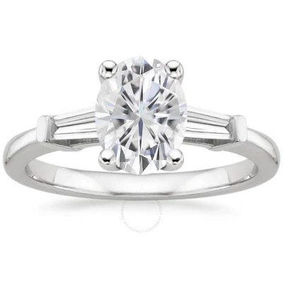 Diamondmuse 0.88 Cttw Oval Swarovski Diamond Women's Engagement Ring In Sterling Silver In White