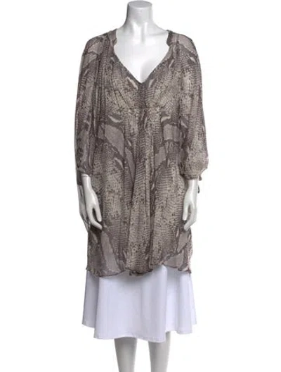Pre-owned Diane Von Furstenberg Animal Print V-neck Tunic In Gray