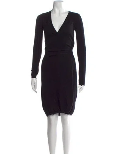 Pre-owned Diane Von Furstenberg Cashmere V-neck Sweater In Black