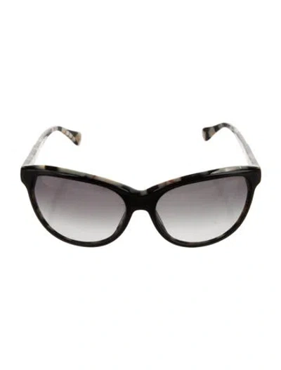 Pre-owned Diane Von Furstenberg Cat-eye Gradient Sunglasses In Black