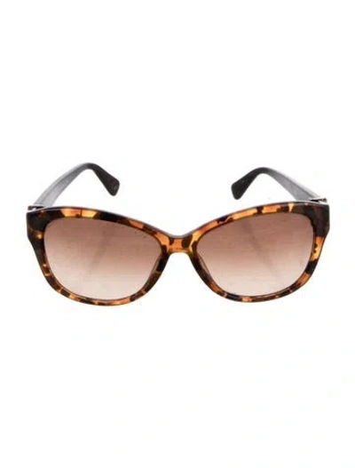 Pre-owned Diane Von Furstenberg Cat-eye Gradient Sunglasses In Yellow