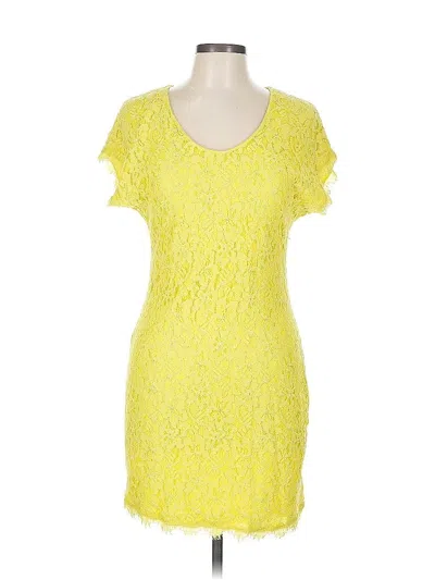Pre-owned Diane Von Furstenberg Cocktail Dress In Yellow
