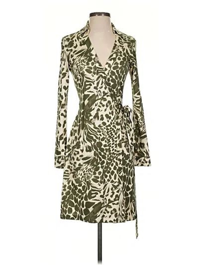 Pre-owned Diane Von Furstenberg Kimono In Green