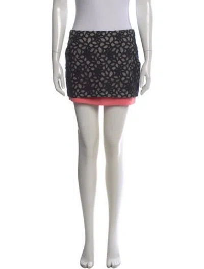 Pre-owned Diane Von Furstenberg Lace Pattern Mini Skirt In Black