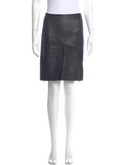 Pre-owned Diane Von Furstenberg Leather Knee-length Skirt In Red
